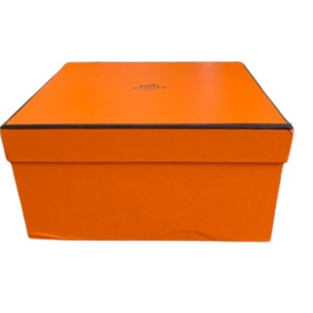 Hermes Gift Box 9 x 8 x 5 - Picture 4 of 6